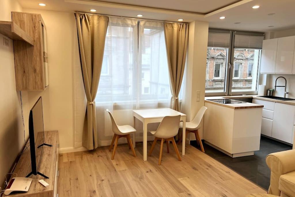 Lovely Flat Relax Near City Center Nuremberg Exterior photo